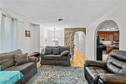 Living - 140 Ray Ave, Woonsocket, RI 02895 photo 4 of 5