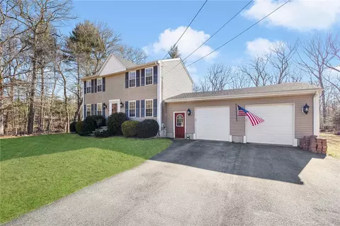 10 Red Oak Dr, Richmond, RI 02898