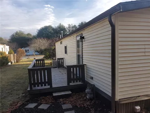 Exterior - 6 Lear Dr, Coventry, RI 02816 photo 6 of 7