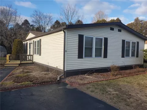 Exterior - 6 Lear Dr, Coventry, RI 02816 photo 2 of 7