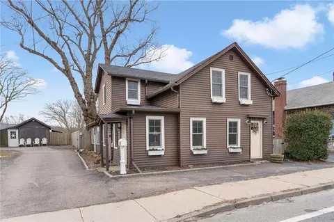 294 Phillips St, North Kingstown, RI 02852