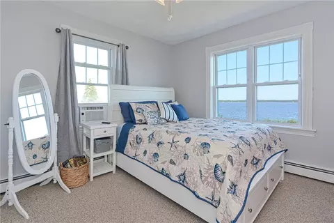 92 Shawomet Ave, Warwick, RI 02889 photo 33