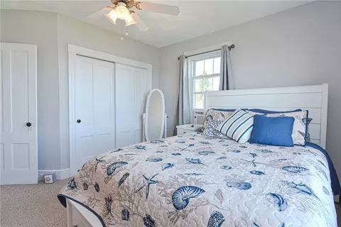 92 Shawomet Ave, Warwick, RI 02889 photo 35
