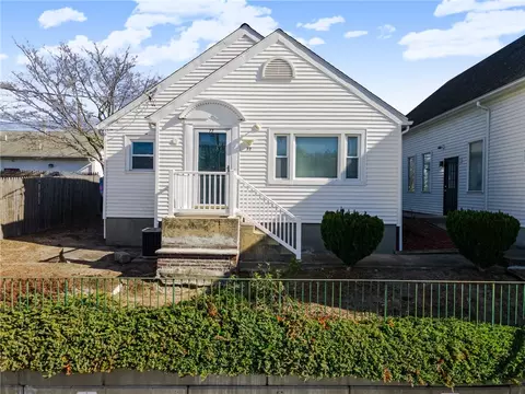 77 Power Rd, Pawtucket, RI 02860