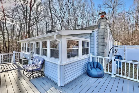 Exterior - 145 W Shore Dr, Exeter, RI 02822 photo 3 of 8