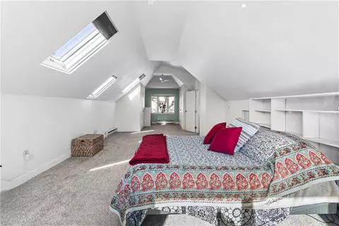 Bedroom - 45 Edgewater Rd, South Kingstown, RI 02879 photo 4 of 5