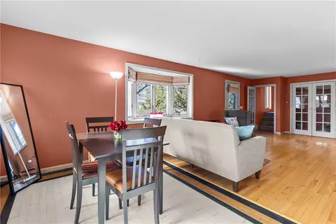Dining - 45 Edgewater Rd, South Kingstown, RI 02879 photo 1 of 3