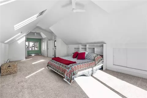 Bedroom - 45 Edgewater Rd, South Kingstown, RI 02879 photo 3 of 5