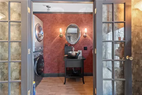 Bath - 45 Edgewater Rd, South Kingstown, RI 02879 photo 1 of 5