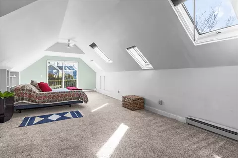 Bedroom - 45 Edgewater Rd, South Kingstown, RI 02879 photo 2 of 5