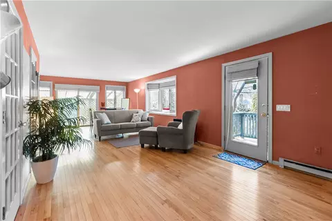 Living - 45 Edgewater Rd, South Kingstown, RI 02879 photo 1 of 7
