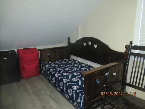 Bedroom - 75 Dudley Ave, Warwick, RI 02889 photo 2 of 3