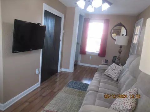 Living - 75 Dudley Ave, Warwick, RI 02889 photo 2 of 2
