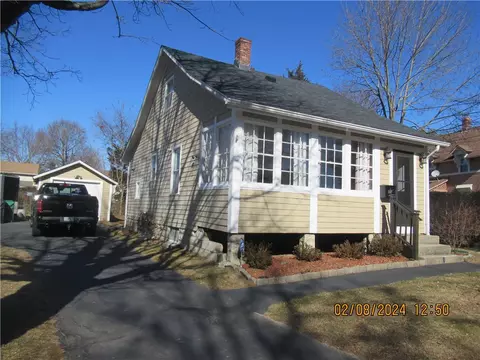 Exterior - 75 Dudley Ave, Warwick, RI 02889 photo 2 of 6