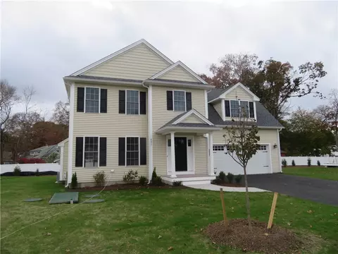631 Sachem Rd, North Kingstown, RI 02852