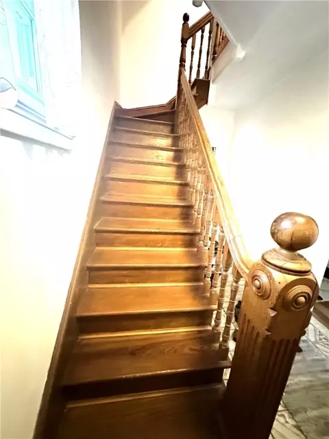 Entry Way - 3 George St, Westerly, RI 02891 photo 1 of 5