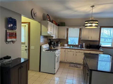 Kitchen - 3 George St, Westerly, RI 02891 photo 3 of 4