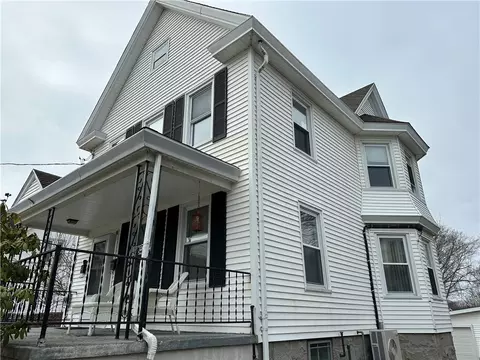 3 George St, Westerly, RI 02891
