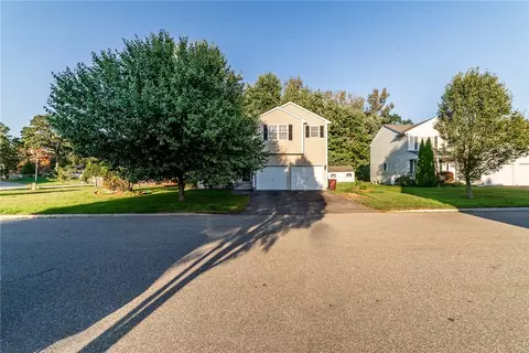 Exterior - 16 Danielle Dr, Woonsocket, RI 02895 photo 4 of 6