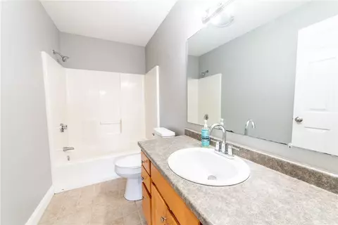 Bath - 16 Danielle Dr, Woonsocket, RI 02895 photo 3 of 4