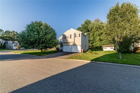 Exterior - 16 Danielle Dr, Woonsocket, RI 02895 photo 5 of 6