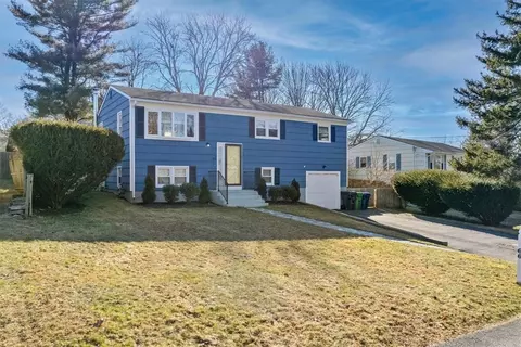 Exterior - 66 Barton Ave, Warwick, RI 02889 photo 3 of 8