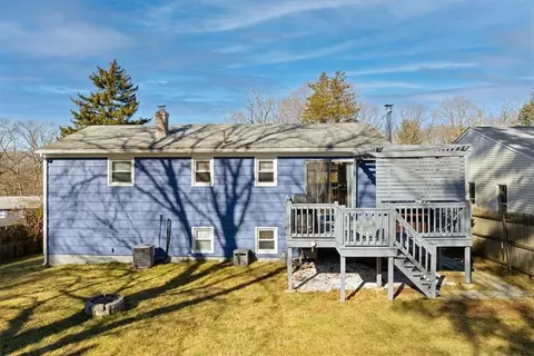 Exterior - 66 Barton Ave, Warwick, RI 02889 photo 4 of 8