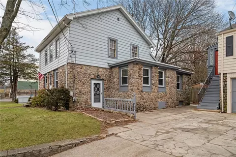 Exterior - 1966 Mendon Rd, Woonsocket, RI 02895 photo 6 of 10
