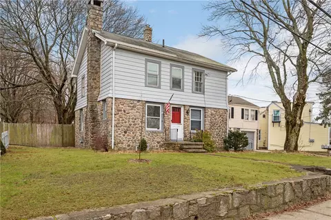 Exterior - 1966 Mendon Rd, Woonsocket, RI 02895 photo 3 of 10