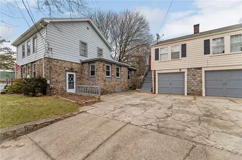 Exterior - 1966 Mendon Rd, Woonsocket, RI 02895 photo 2 of 10
