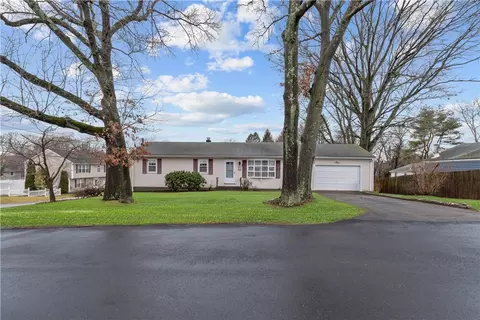 19 Webster Ave, East Providence, RI 02916