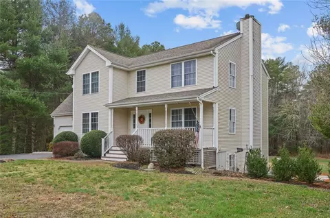 6 Oshay Ln, Richmond, RI 02894