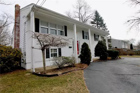 Exterior - 56 Green River Ave, Warwick, RI 02889 photo 2 of 5