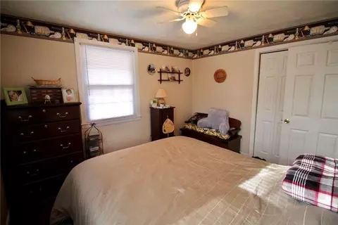 Bedroom - 56 Green River Ave, Warwick, RI 02889 photo 2 of 2