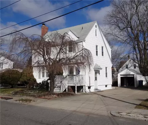 43 Harwood St, Cranston, RI 02910
