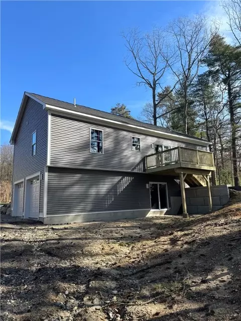 152 Terrace Dr, Glocester, RI 02814 photo 4