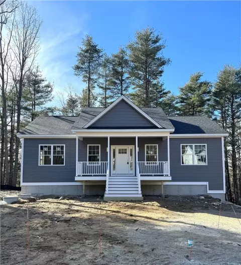 152 Terrace Dr, Glocester, RI 02814