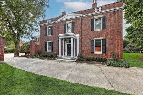 66 Cooke St, Providence, RI 02906