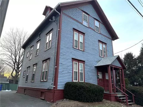 55 Lyon St, Pawtucket, RI 02860