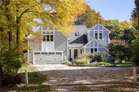 71 Corey Rd, South Kingstown, RI 02879