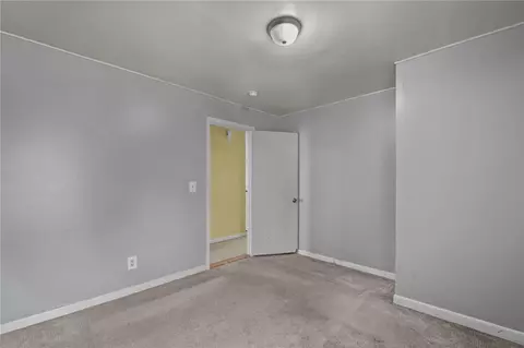 Bedroom - 112 Fourth Ave, Woonsocket, RI 02895 photo 2 of 8