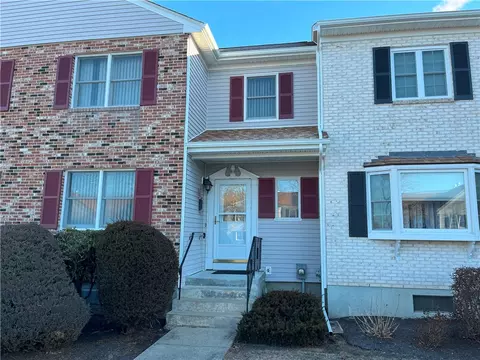 2970 Mendon Rd #56, Cumberland, RI 02864