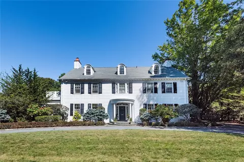 132 Nayatt Rd, Barrington, RI 02806