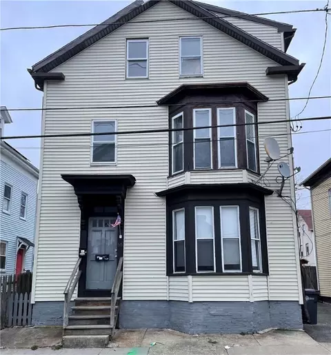55 Pekin St, Providence, RI 02908