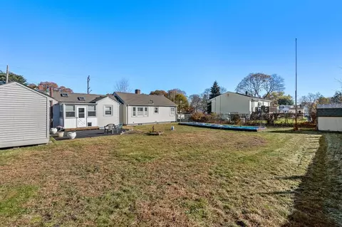 Exterior - 992 Main Ave, Warwick, RI 02886 photo 10 of 15
