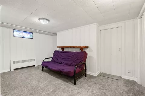 Bedroom - 992 Main Ave, Warwick, RI 02886 photo 7 of 7