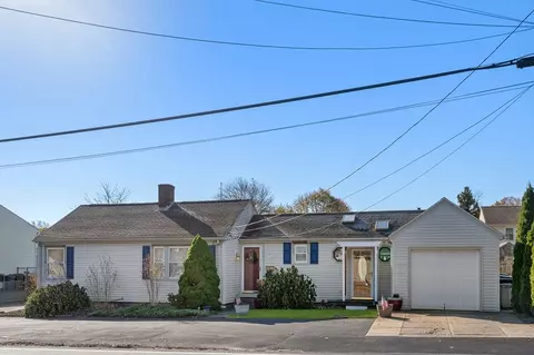 Exterior - 992 Main Ave, Warwick, RI 02886 photo 3 of 15
