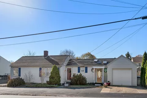Exterior - 992 Main Ave, Warwick, RI 02886 photo 14 of 15