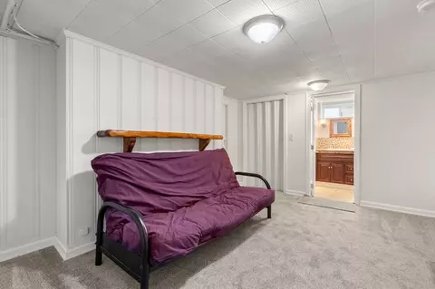 Bedroom - 992 Main Ave, Warwick, RI 02886 photo 6 of 7