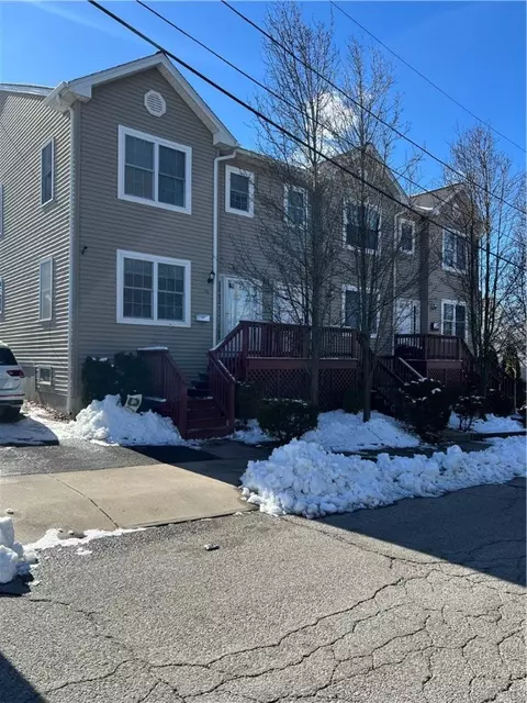 26 Grafton St #1, Providence, RI 02904